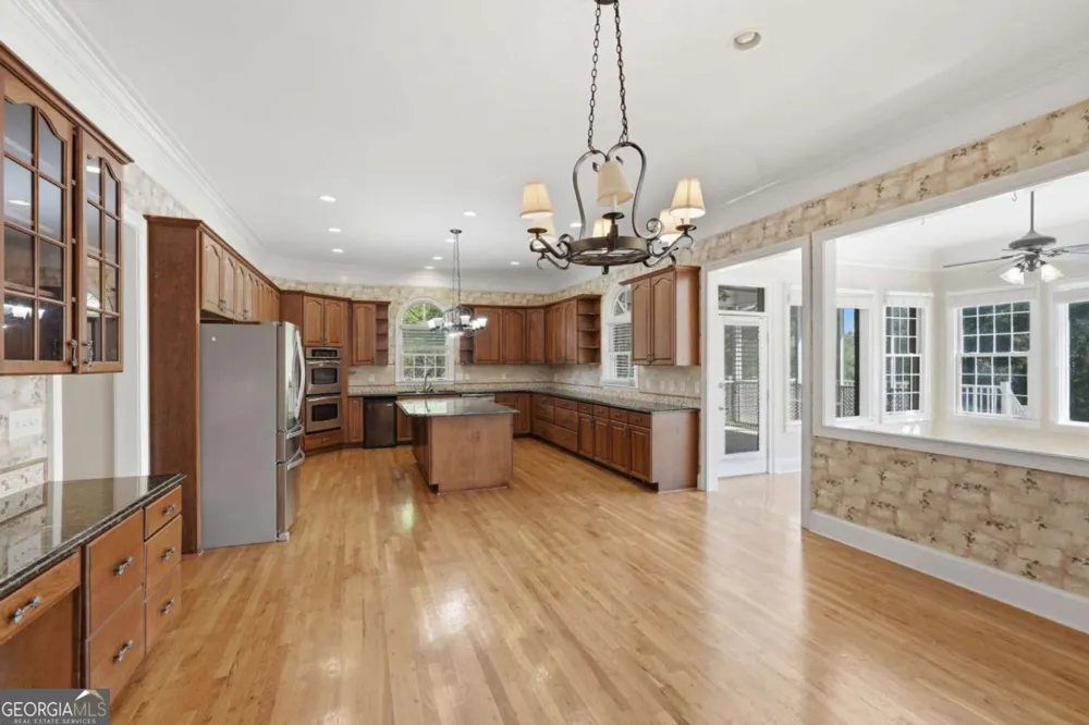 1202 Hodges CIR Mansfield, GA 30055