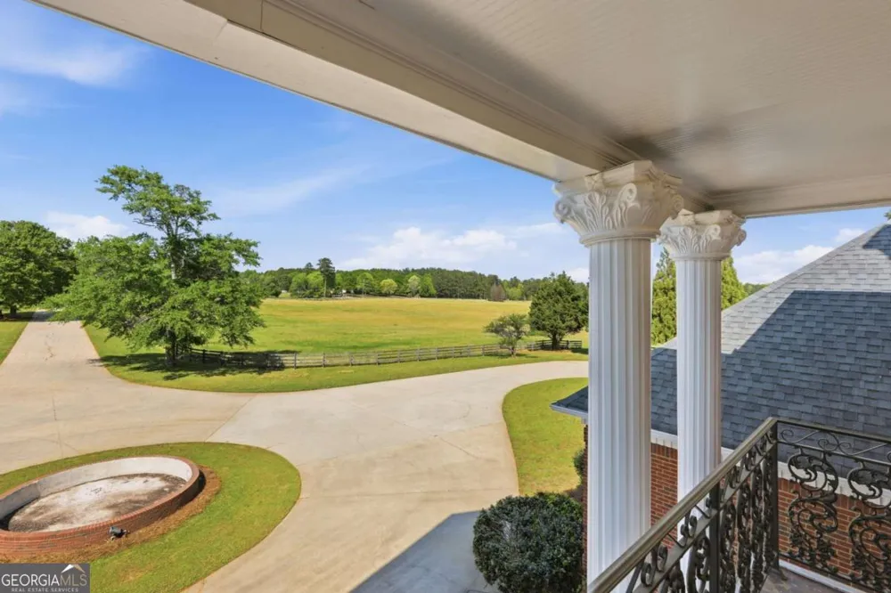 1202 Hodges CIR Mansfield, GA 30055