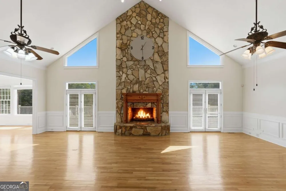 1202 Hodges CIR Mansfield, GA 30055