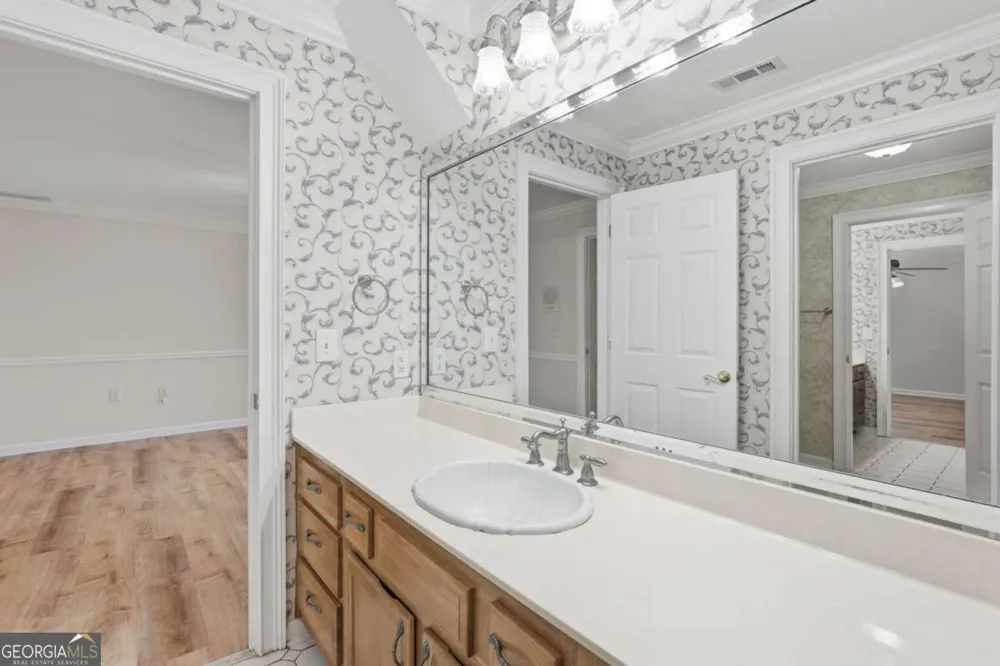1202 Hodges CIR Mansfield, GA 30055