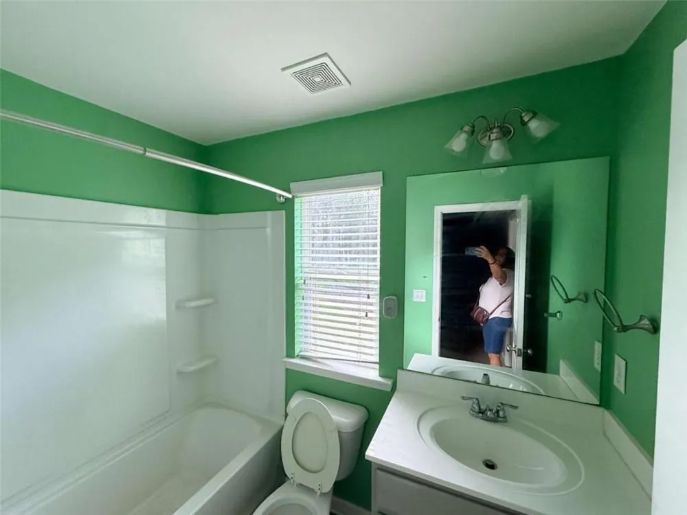 2352 Rolling Trail Lithonia, GA 30058
