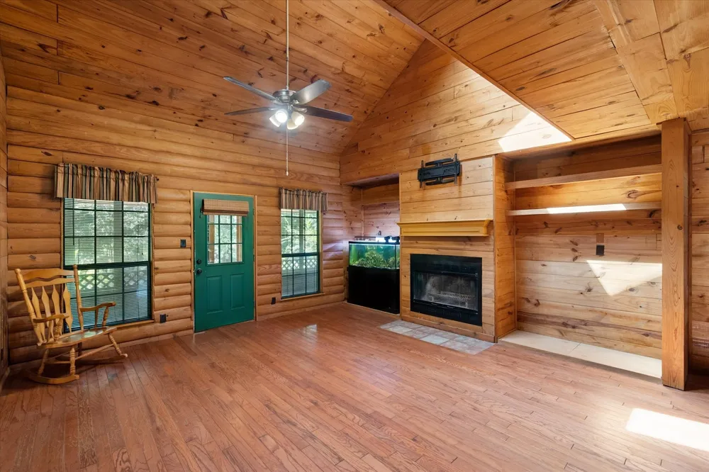5035 Loper Circle Streetman, TX 75859