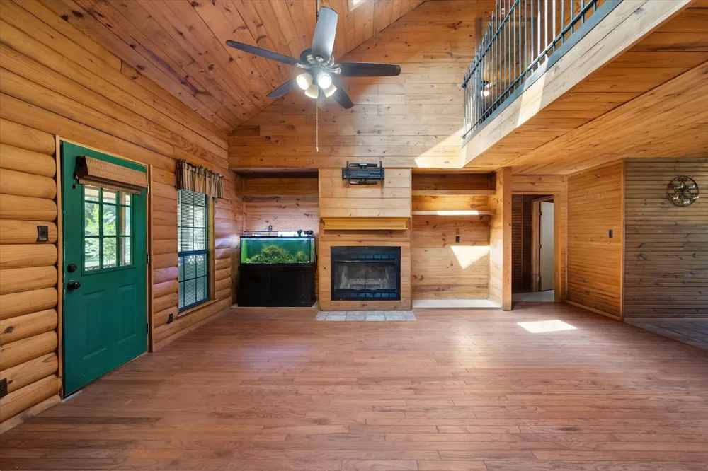 5035 Loper Circle Streetman, TX 75859
