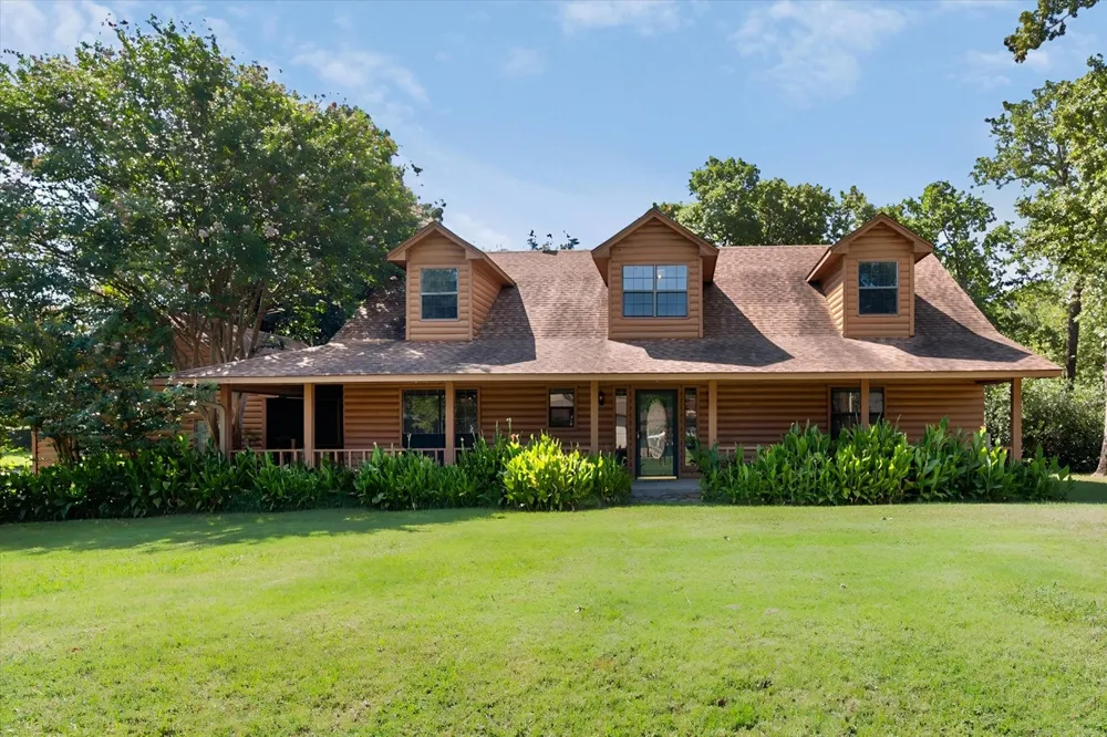 5035 Loper Circle Streetman, TX 75859
