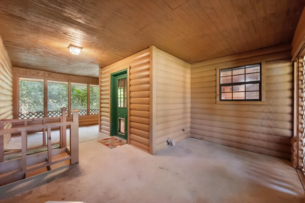 5035 Loper Circle Streetman, TX 75859