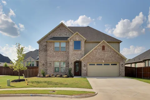 1804 Eastwood Court