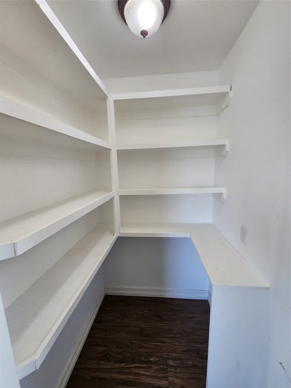 20 County Road 175 Whitesboro, TX 76273