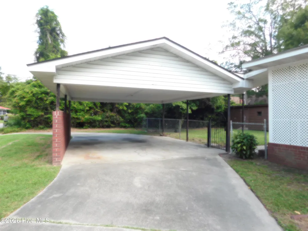 604 Everett Street Laurinburg, NC 28352