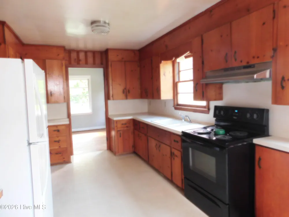 604 Everett Street Laurinburg, NC 28352