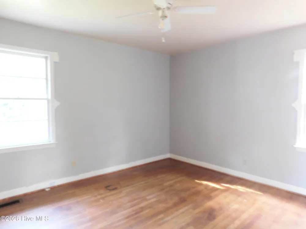 604 Everett Street Laurinburg, NC 28352