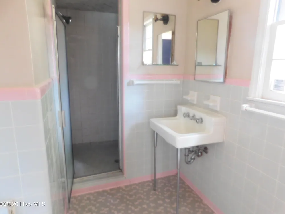 604 Everett Street Laurinburg, NC 28352