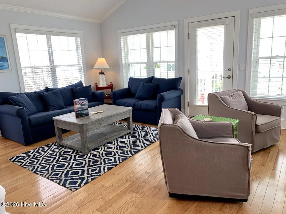 305 Shore Drive Surf City, NC 28445