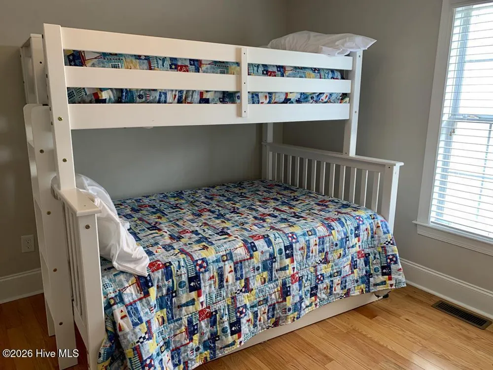 305 Shore Drive Surf City, NC 28445