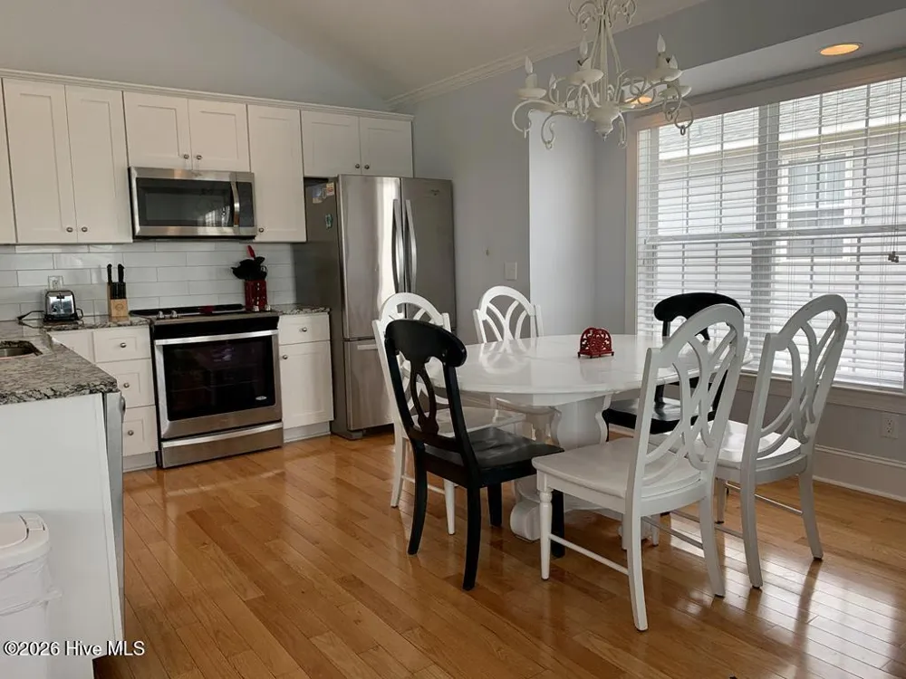 305 Shore Drive Surf City, NC 28445
