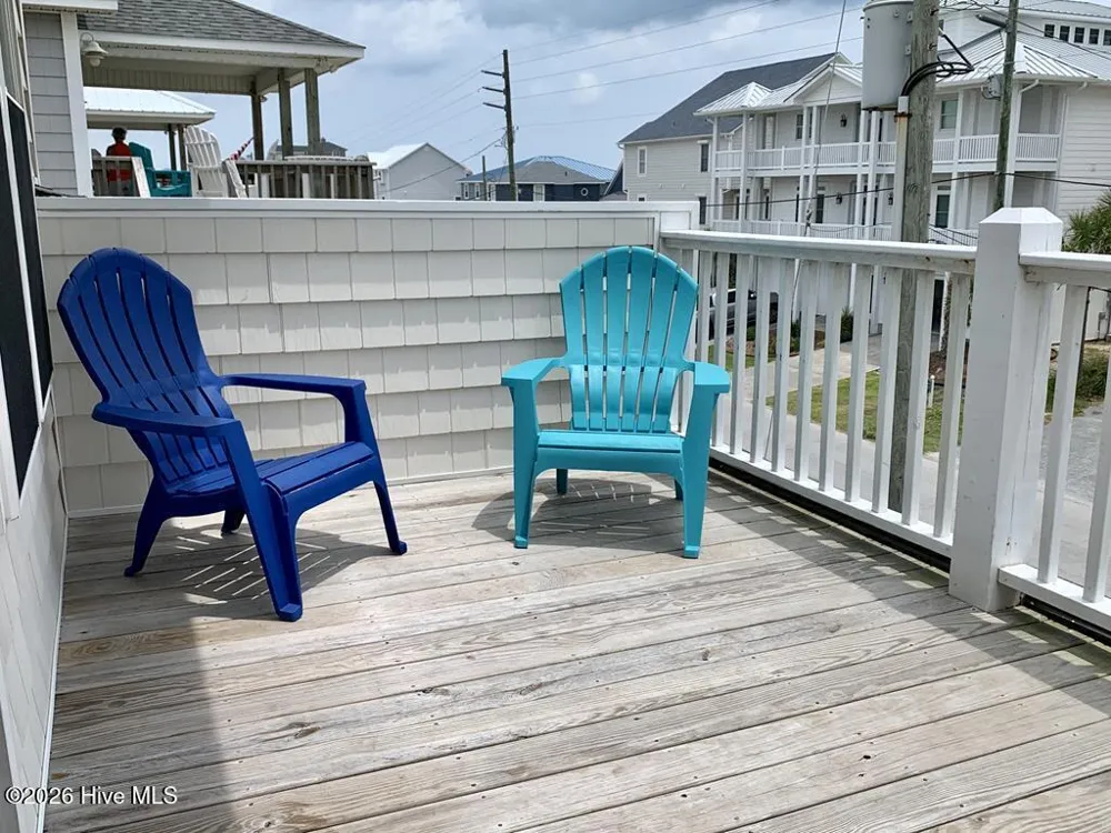 305 Shore Drive Surf City, NC 28445