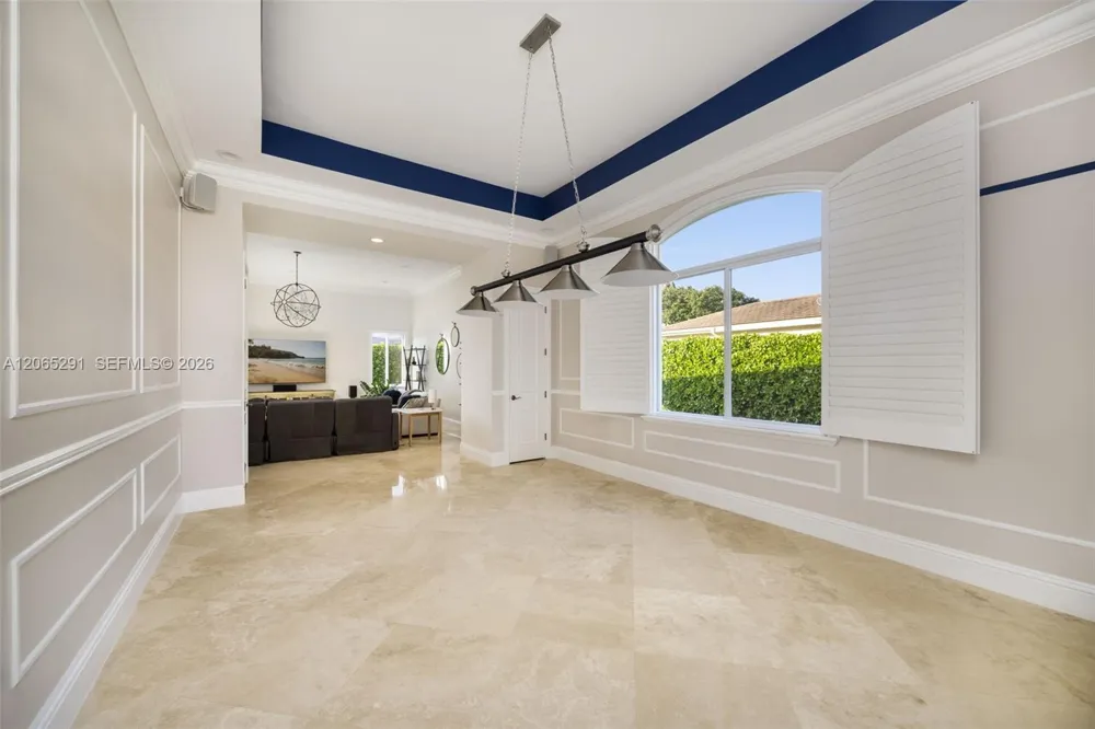8111 SW 178th St Palmetto Bay, FL 33157