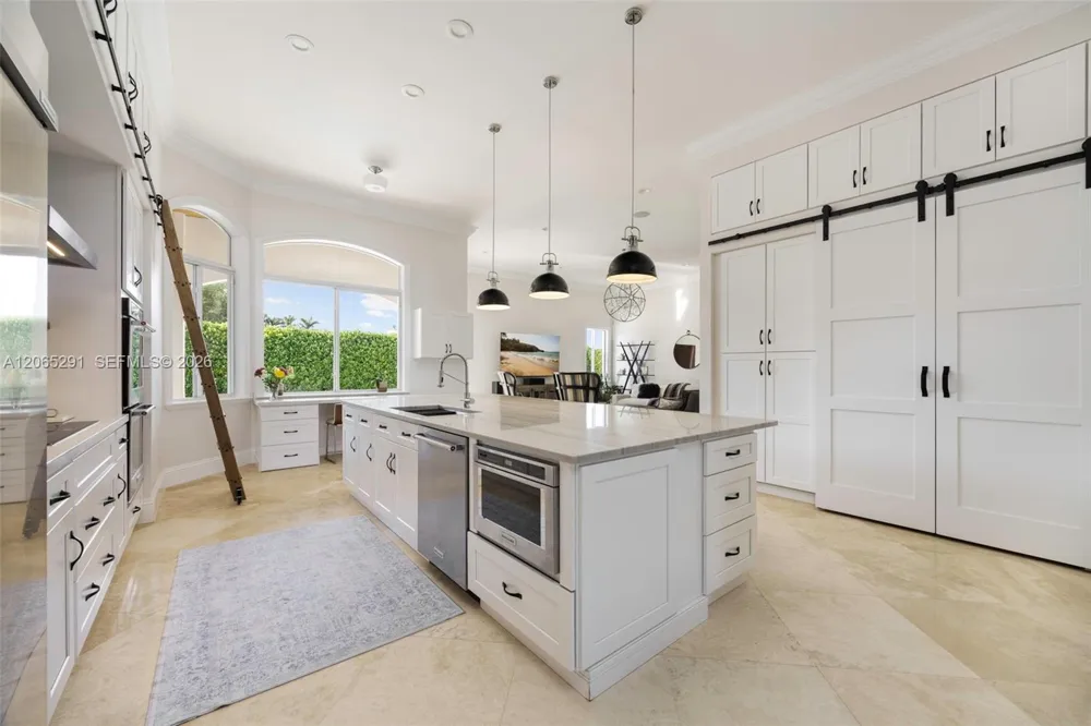 8111 SW 178th St Palmetto Bay, FL 33157