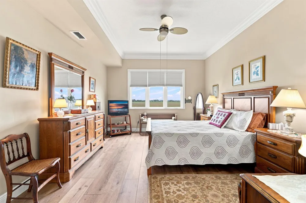 21 HARBOUR ISLE DRIVE W #302 Fort Pierce, FL 34949