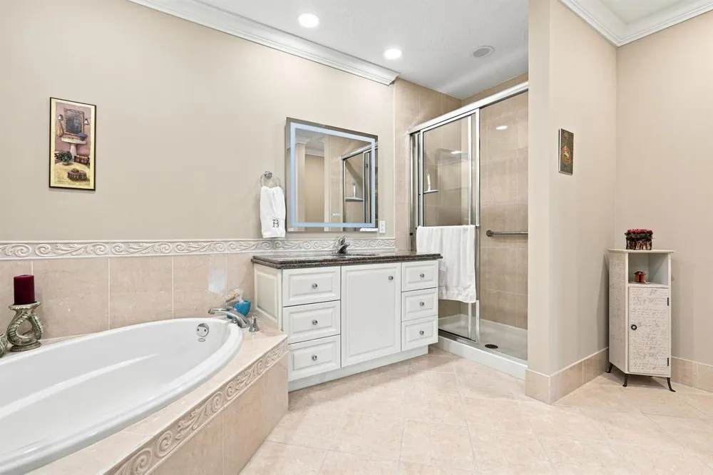21 HARBOUR ISLE DRIVE W #302 Fort Pierce, FL 34949