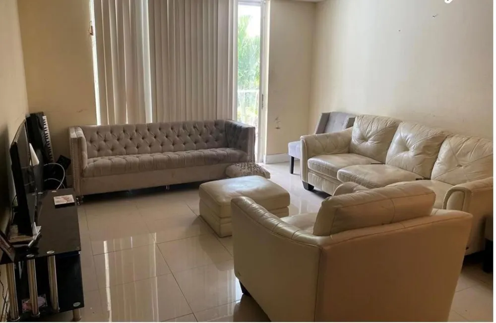 486 NW 165TH ST ROAD NW #B-206 Miami, FL 33169