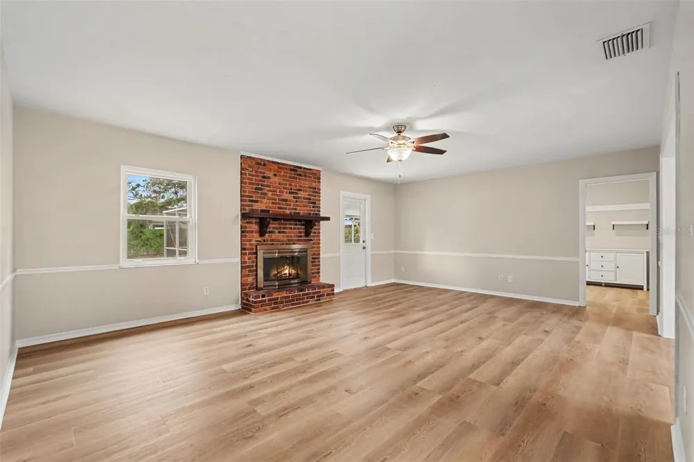 112 W BRENTRIDGE DRIVE Brandon, FL 33511