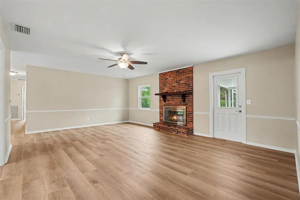 112 W BRENTRIDGE DRIVE Brandon, FL 33511