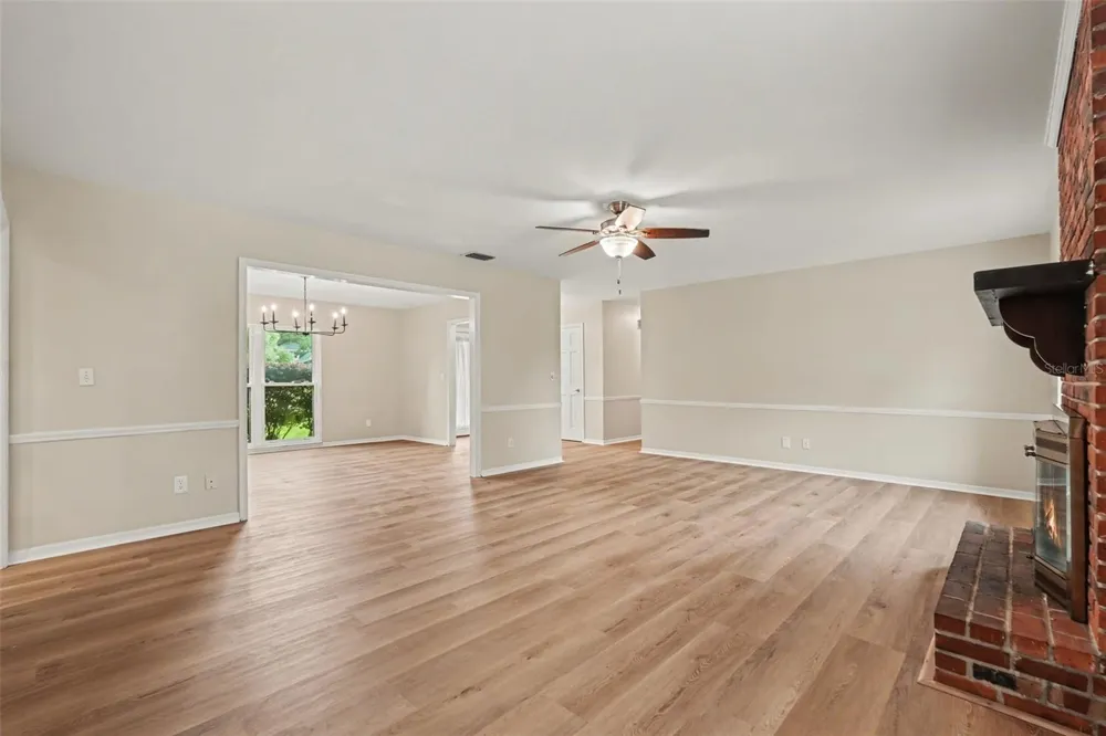 112 W BRENTRIDGE DRIVE Brandon, FL 33511