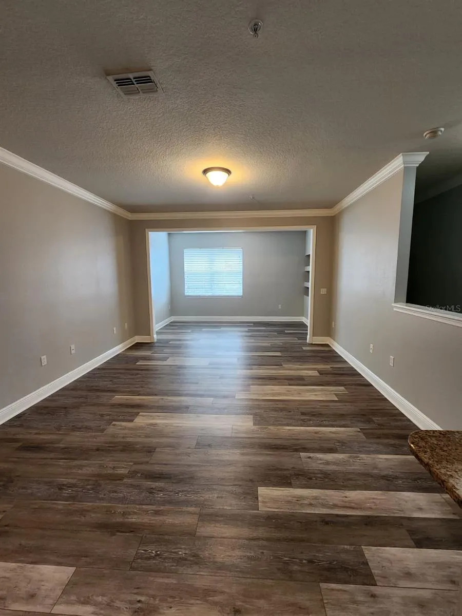 142 SOUTHERN PECAN CIRCLE #204 Winter Garden, FL 34787