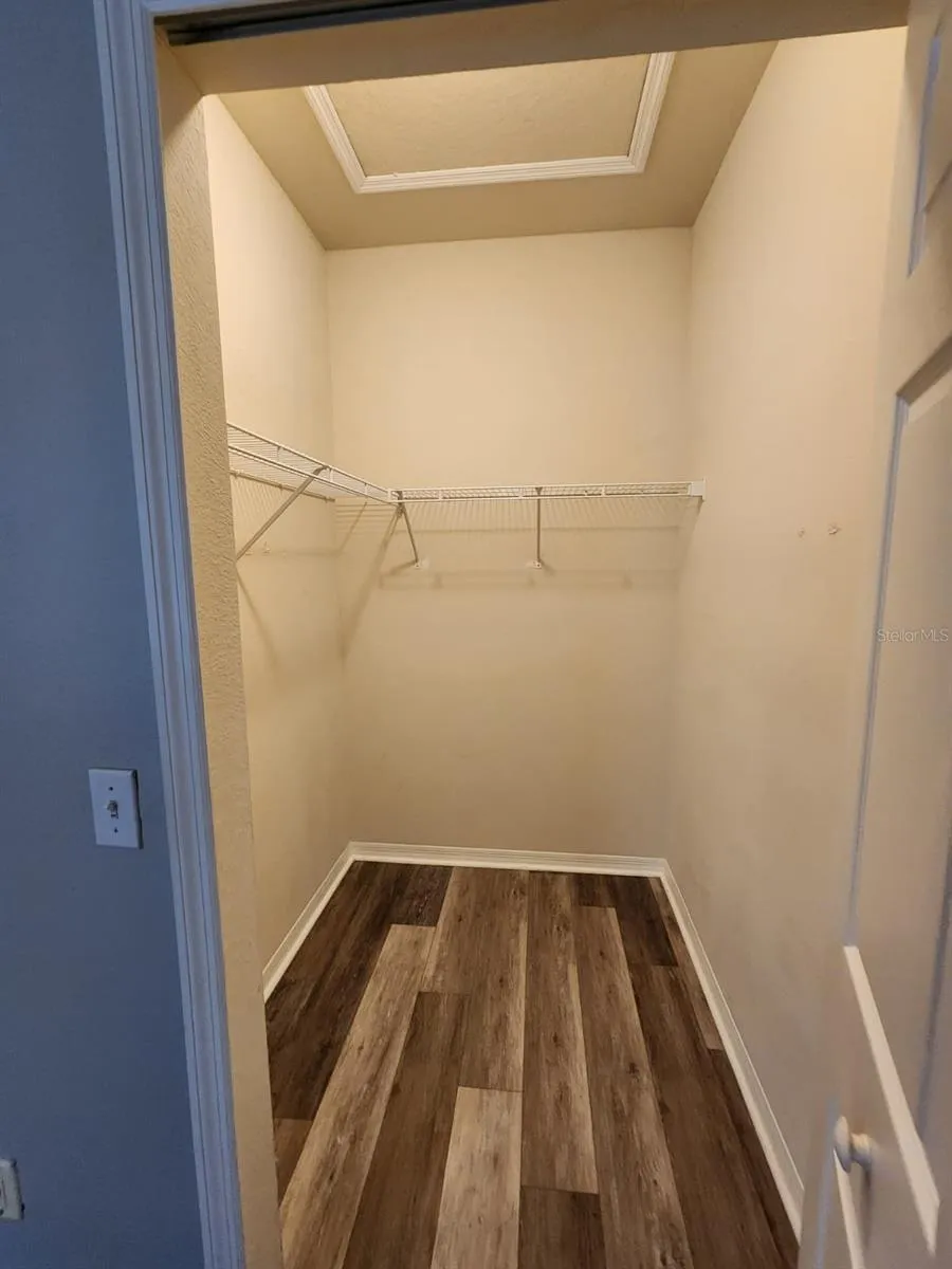 142 SOUTHERN PECAN CIRCLE #204 Winter Garden, FL 34787