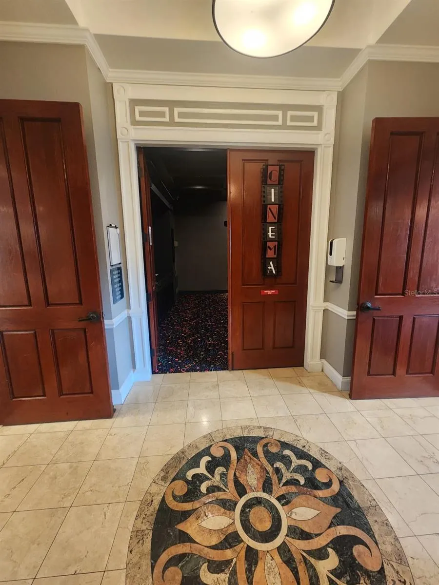 142 SOUTHERN PECAN CIRCLE #204 Winter Garden, FL 34787