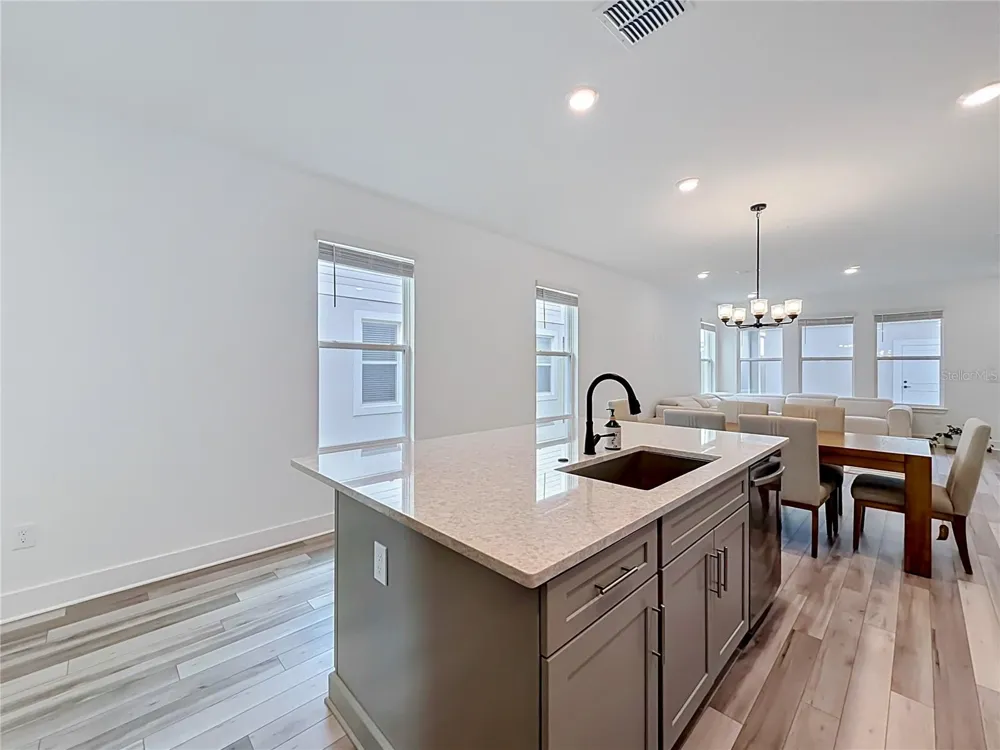 13568 AUTUMN HARVEST AVENUE Winter Garden, FL 34787
