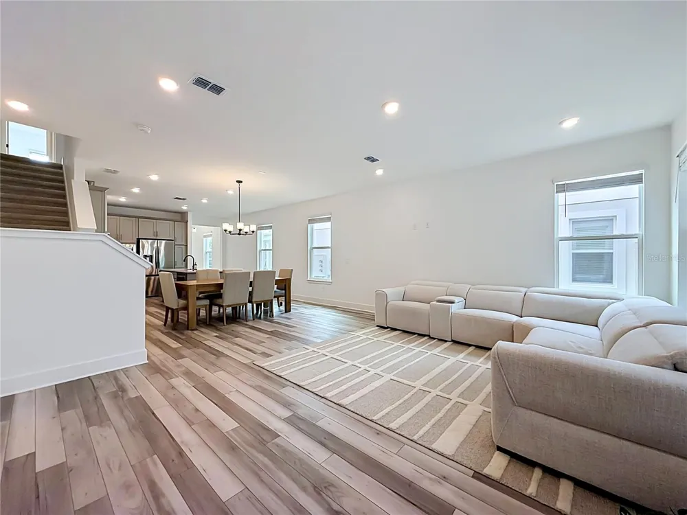 13568 AUTUMN HARVEST AVENUE Winter Garden, FL 34787