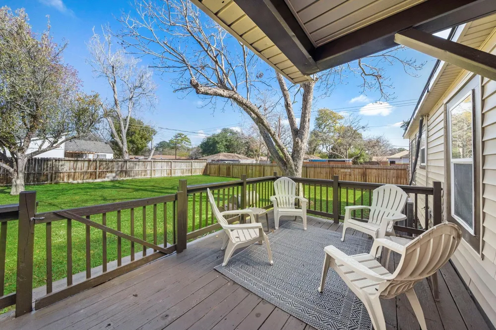 1206 Olive Street Baytown, TX 77520