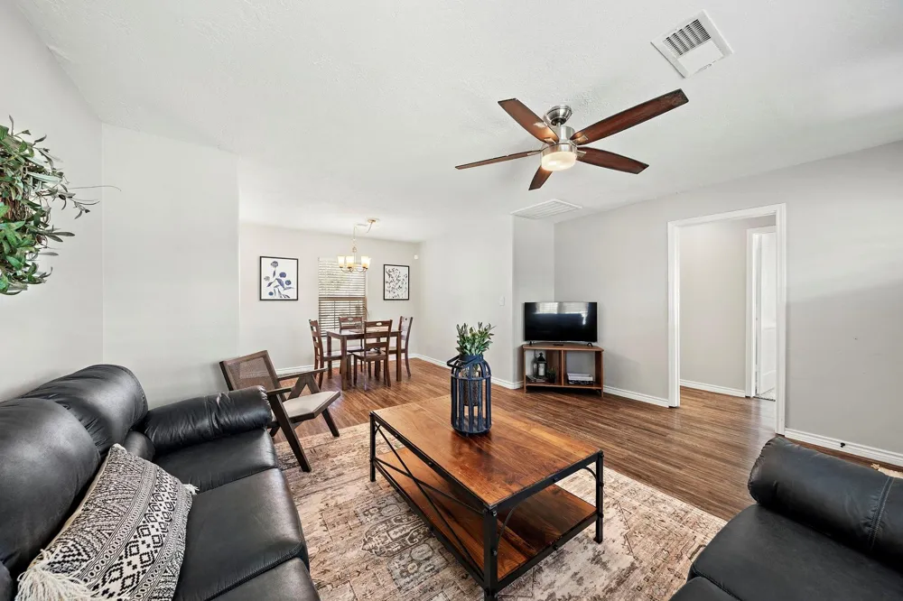 1206 Olive Street Baytown, TX 77520