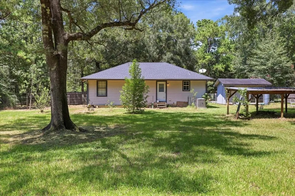 2260 S Timberlane Street Vidor, TX 77662