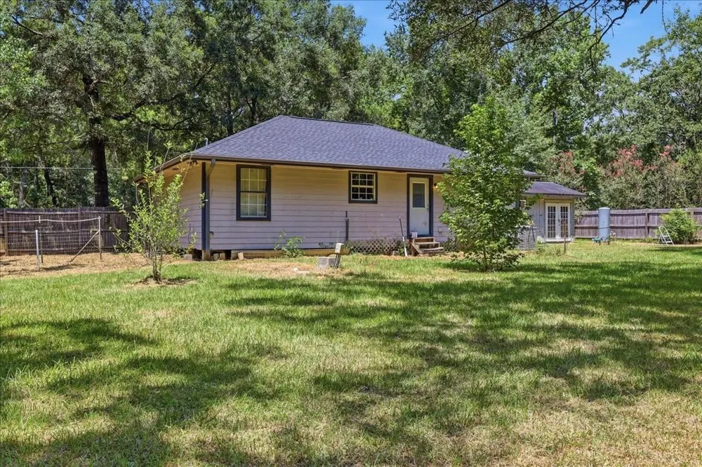2260 S Timberlane Street Vidor, TX 77662