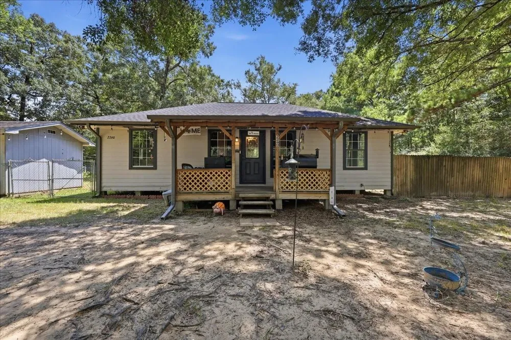 2260 S Timberlane Street Vidor, TX 77662