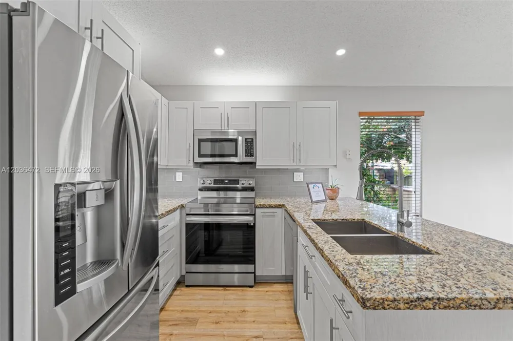 14365 SW 175th Ter Miami, FL 33177