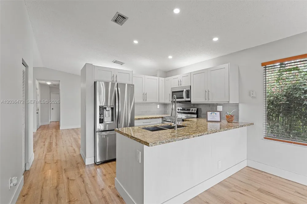14365 SW 175th Ter Miami, FL 33177