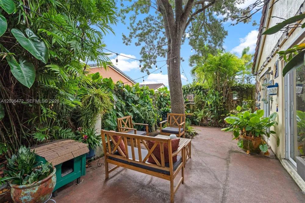 14365 SW 175th Ter Miami, FL 33177