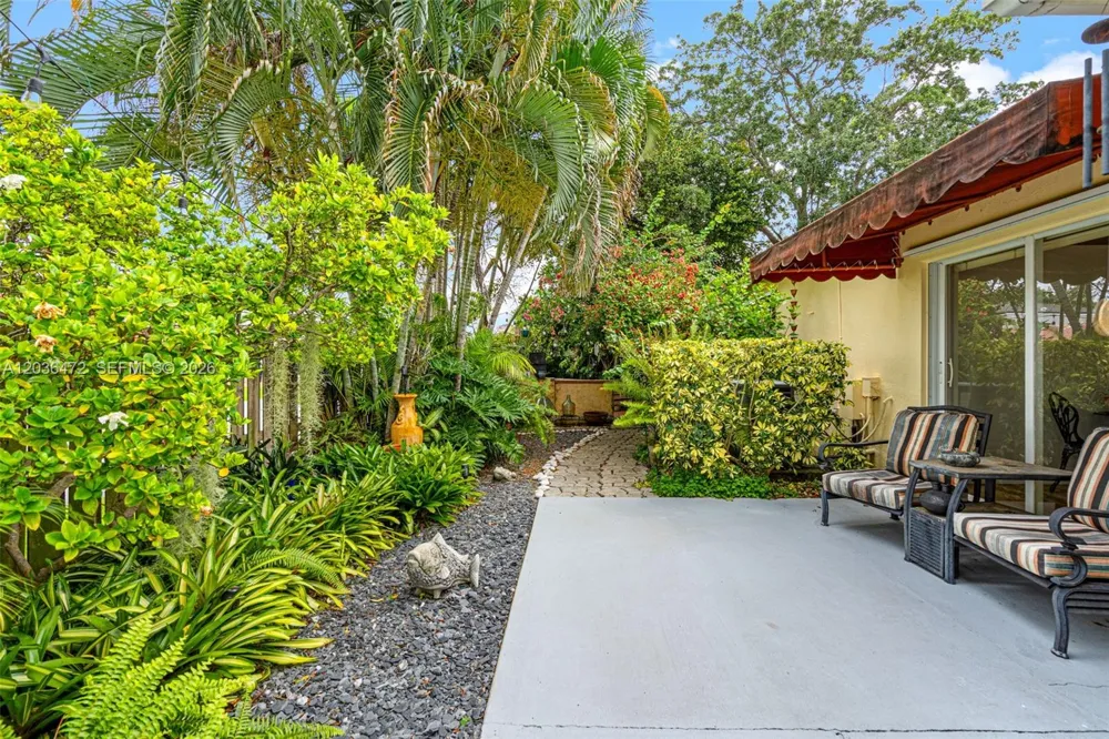 14365 SW 175th Ter Miami, FL 33177