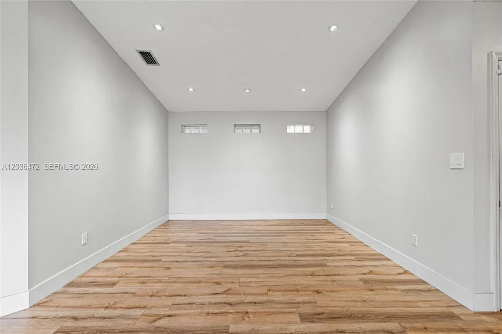 14365 SW 175th Ter Miami, FL 33177