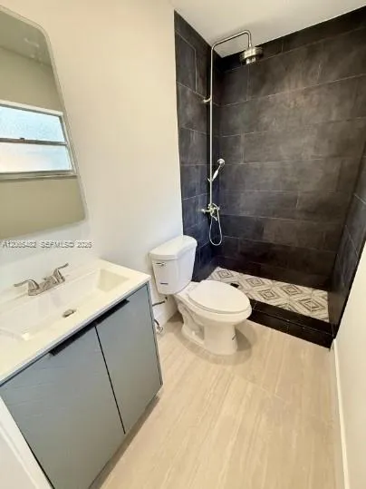 3931 SW 51st St #3933 Dania Beach, FL 33312