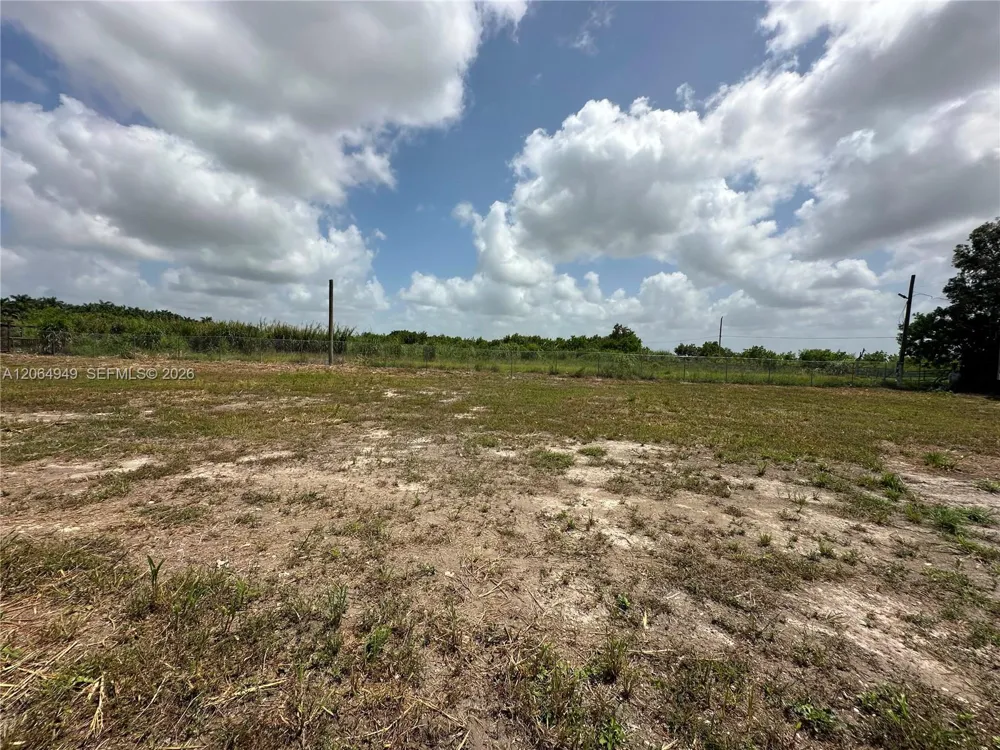 W 154xx SW 213rd Avenue Miami, FL 33187