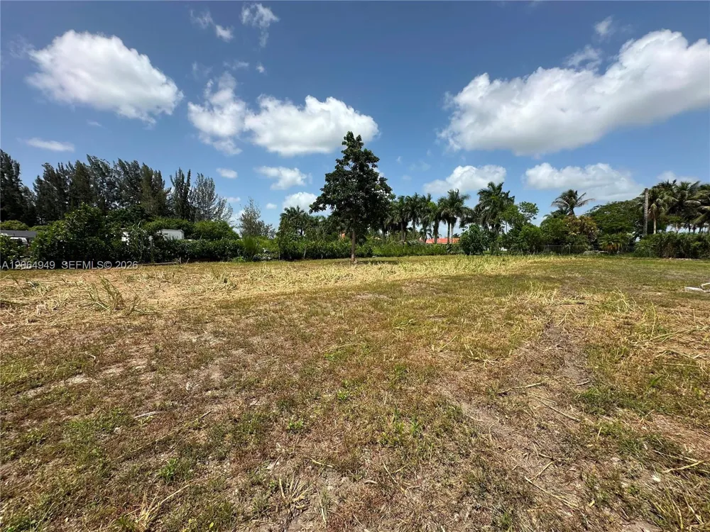 W 154xx SW 213rd Avenue Miami, FL 33187