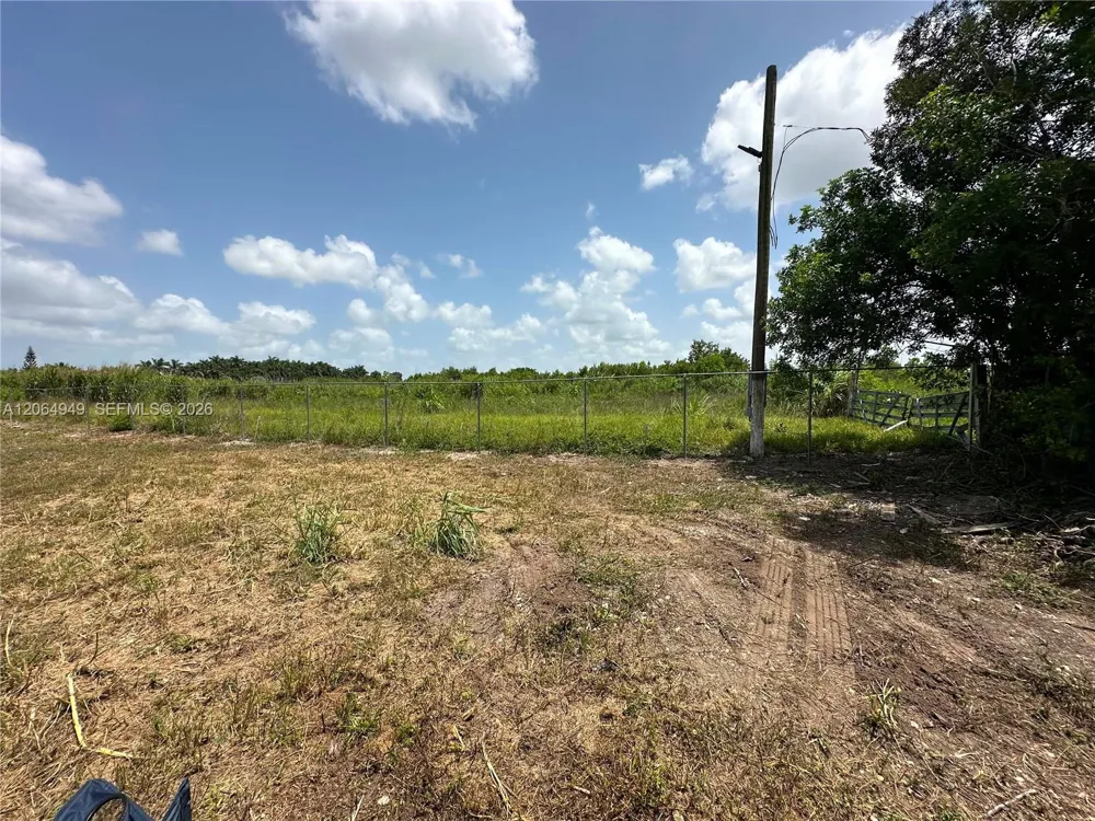 W 154xx SW 213rd Avenue Miami, FL 33187