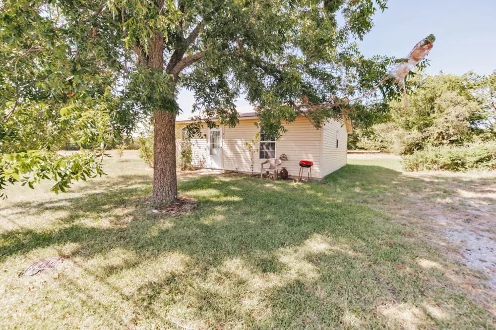 304 Missouri Street Bowie, TX 76230