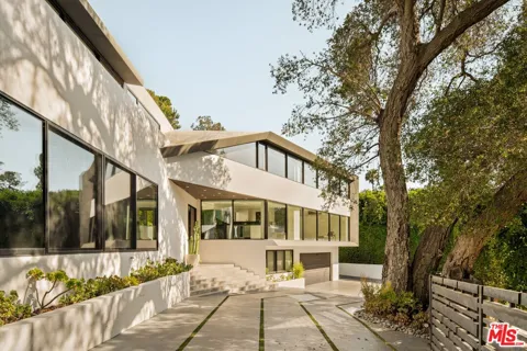 2210 Bowmont Drive