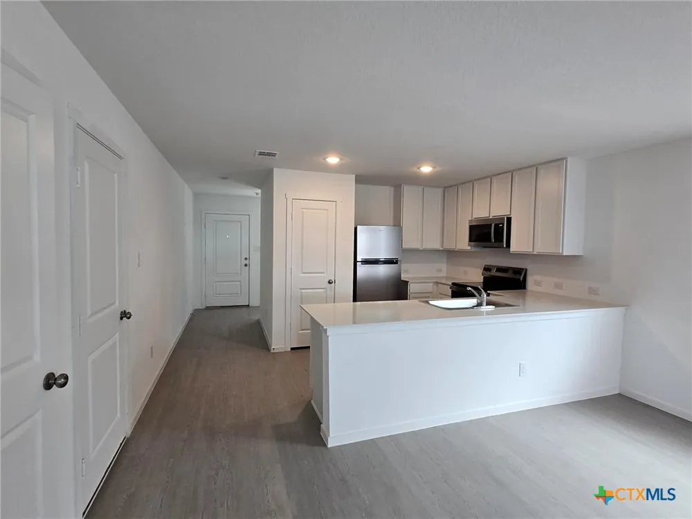 3557 Canyon Ridge Seguin, TX 78155