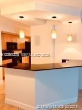 6917 Collins Ave #912 Miami Beach, FL 33141
